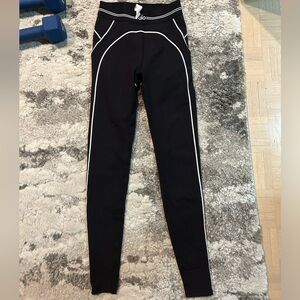 ALO yoga -Airbrush High-Waist Heart Throb Legging